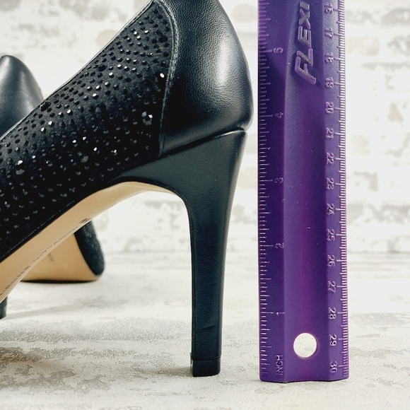 NEW Adrienne Vittadini Naida Embellished Pump Heels M119 - Picture 9 of 13
